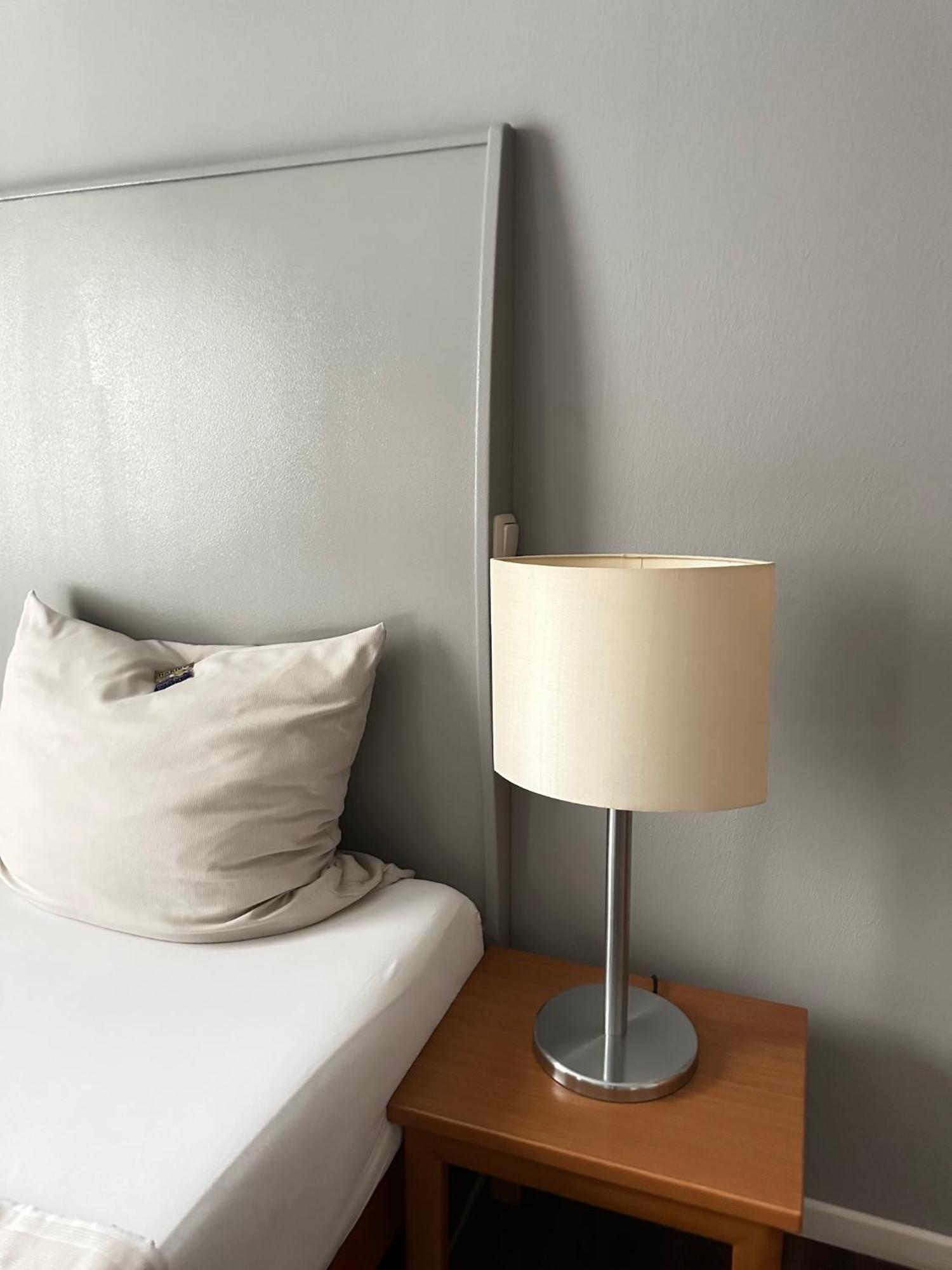 דורטמונד Hotel Ambiente מראה חיצוני תמונה